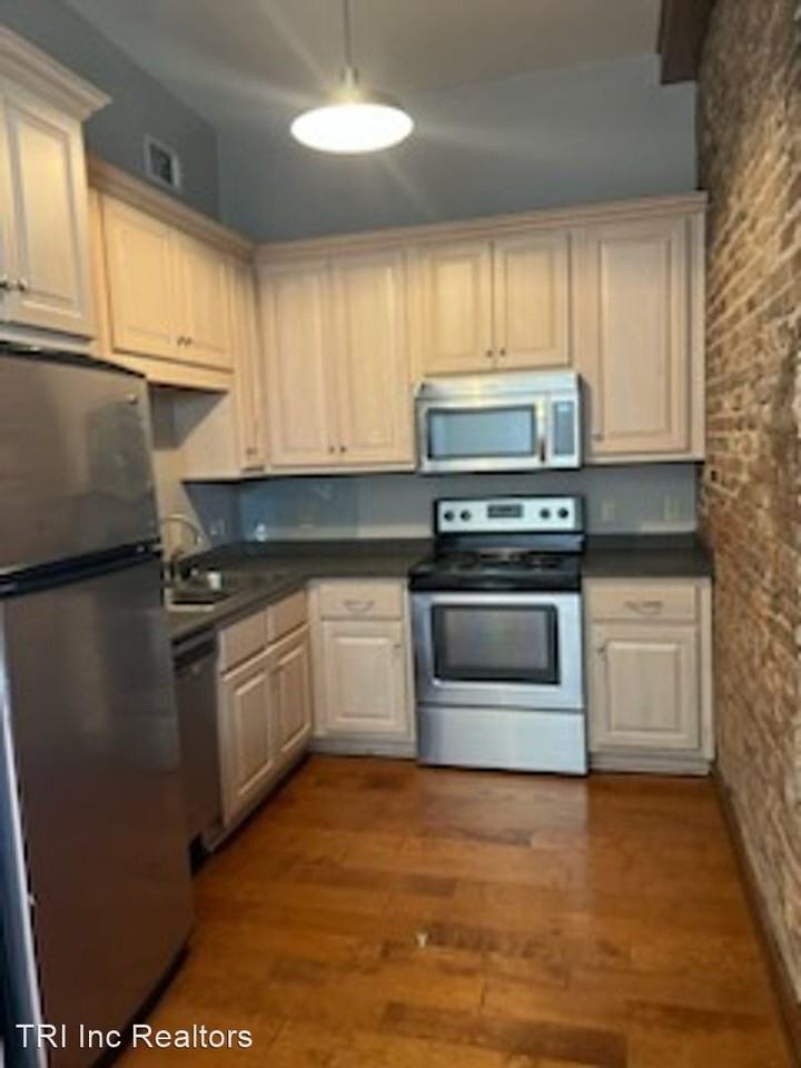 210 West Main - Photo 3 of 8