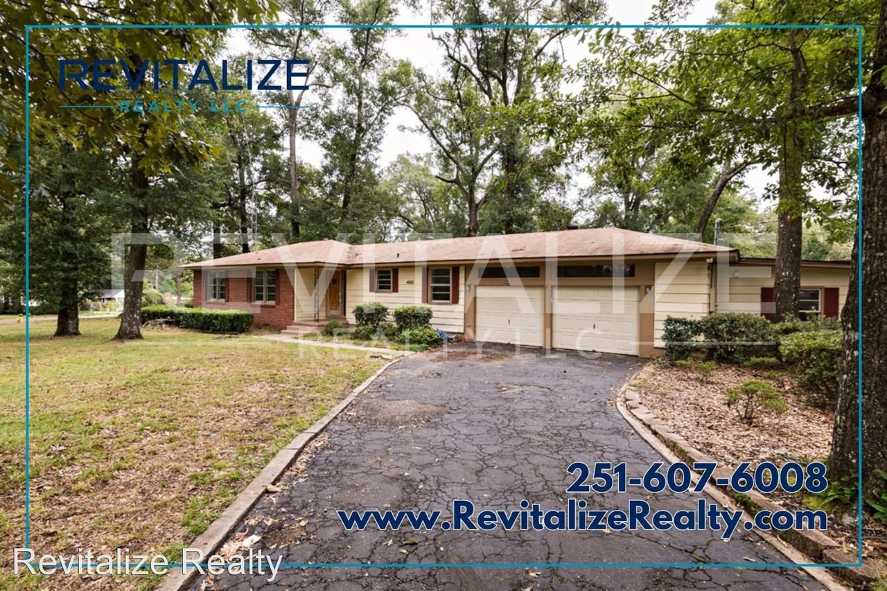 400 Thornton Pl - Photo 2 of 16