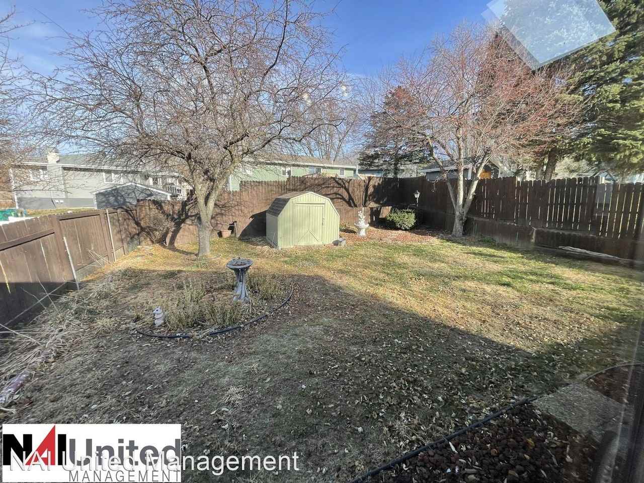 4607 Applewood Ave - Photo 2 of 14