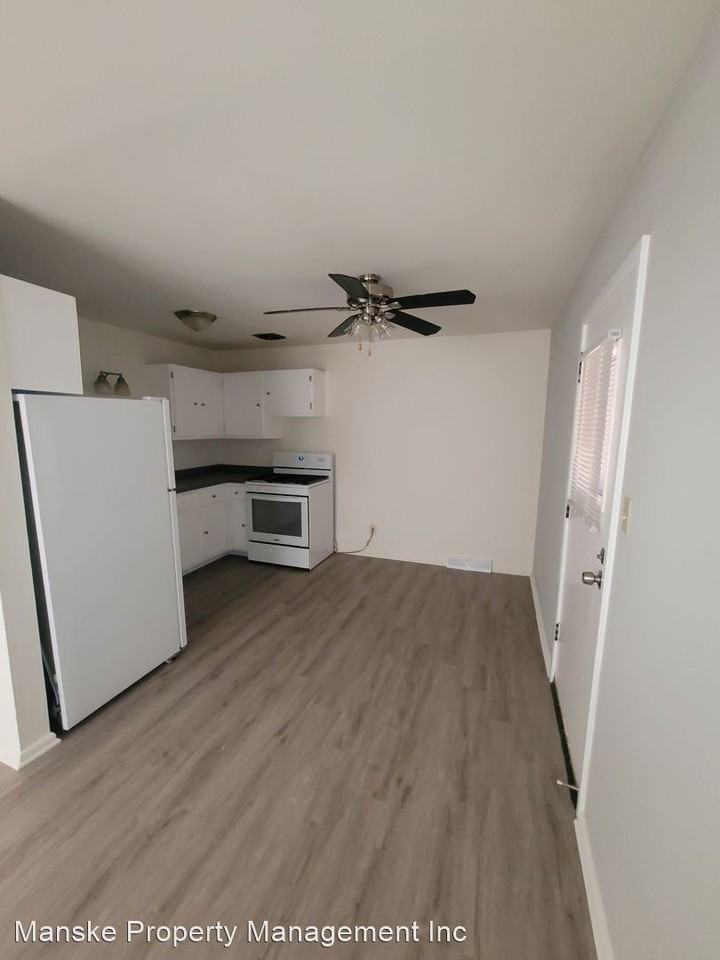 West View Townhomes Apartments 32373275A S. 99th St. 33013395A S