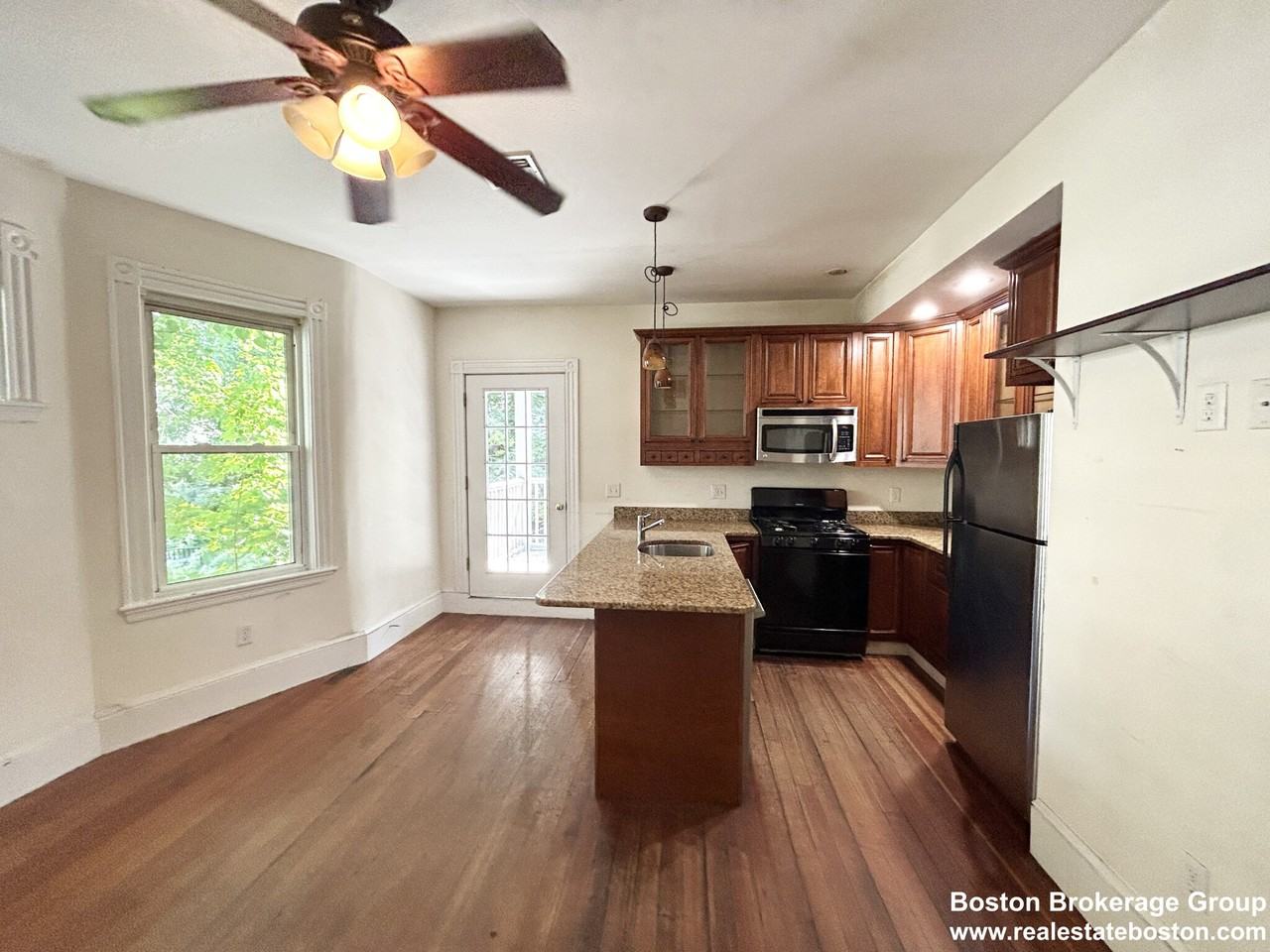 112 Hillside St #2 - Photo 3 of 12