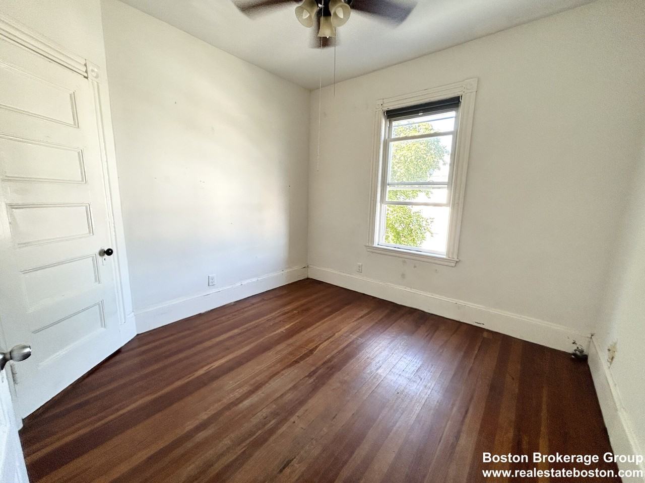 112 Hillside St #2 - Photo 5 of 12