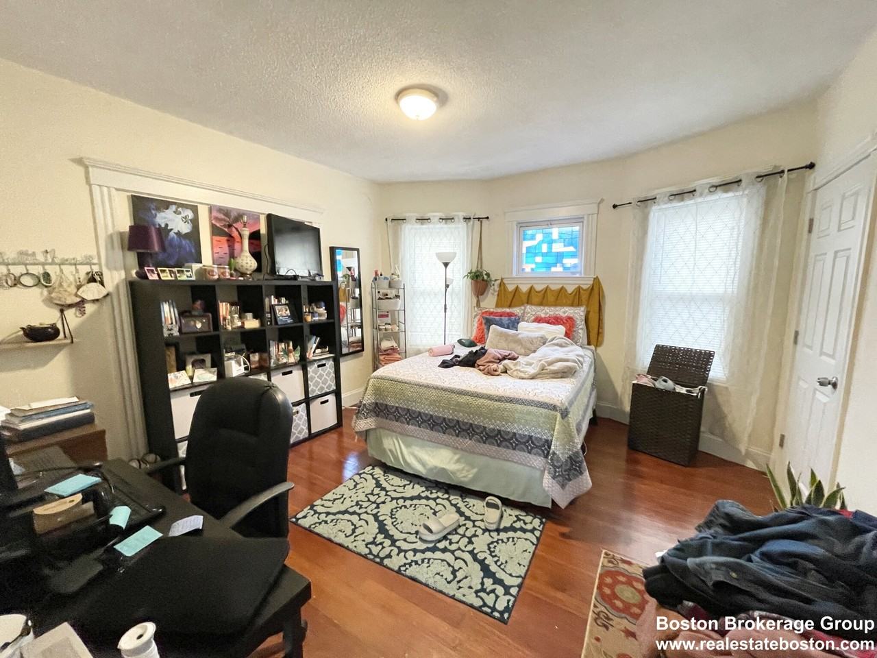 19 Eastman St #1 - Photo 3 of 7