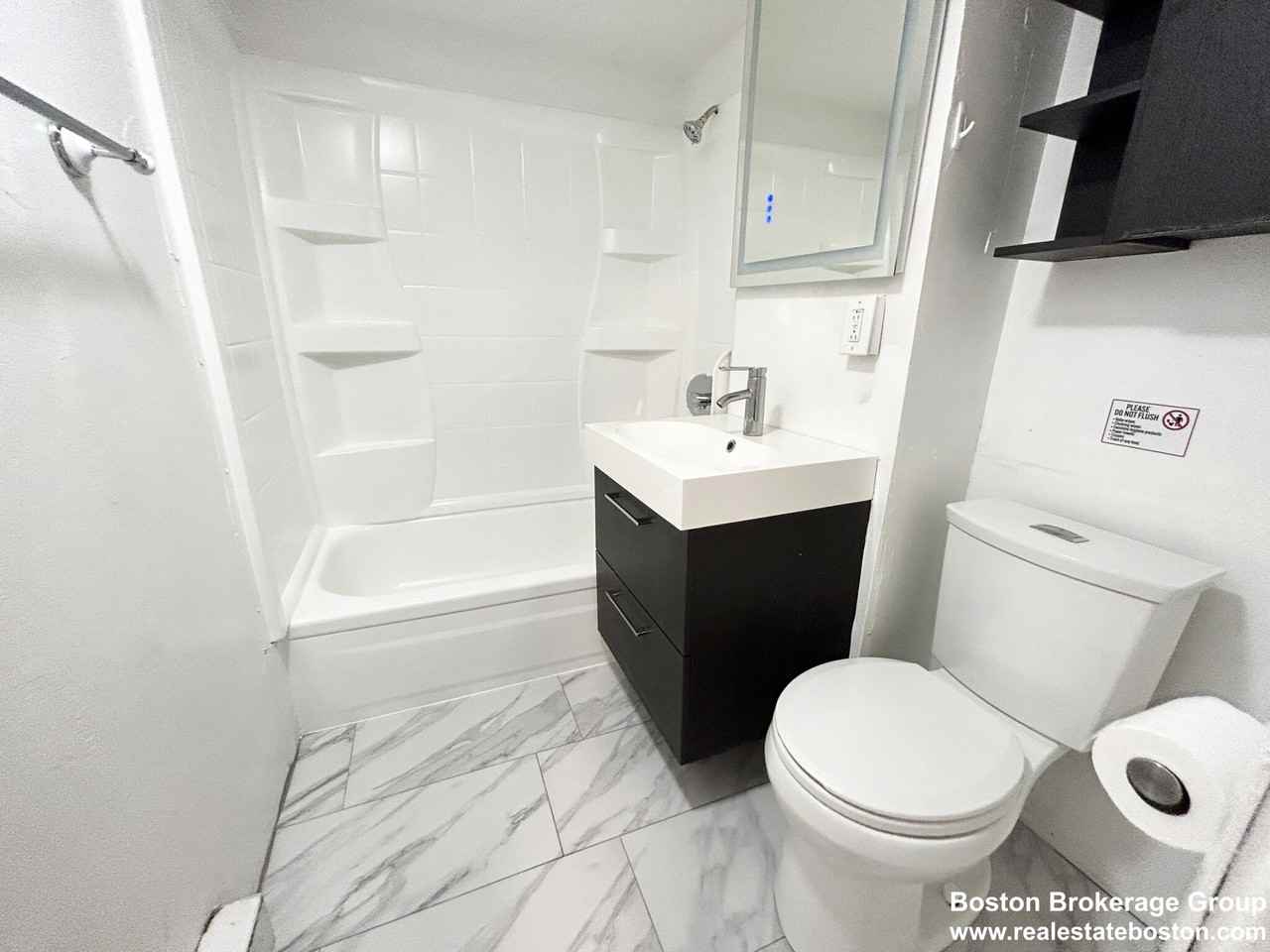 7 Warwick St #1 - Photo 6 of 7