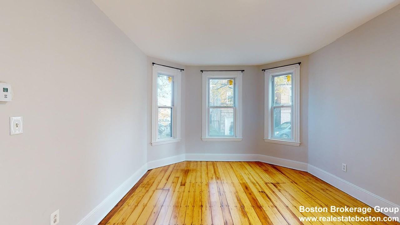9 Mount Pleasant Ave #1 - Photo 5 of 20