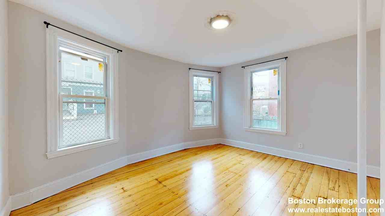 9 Mount Pleasant Ave #1 - Photo 6 of 20