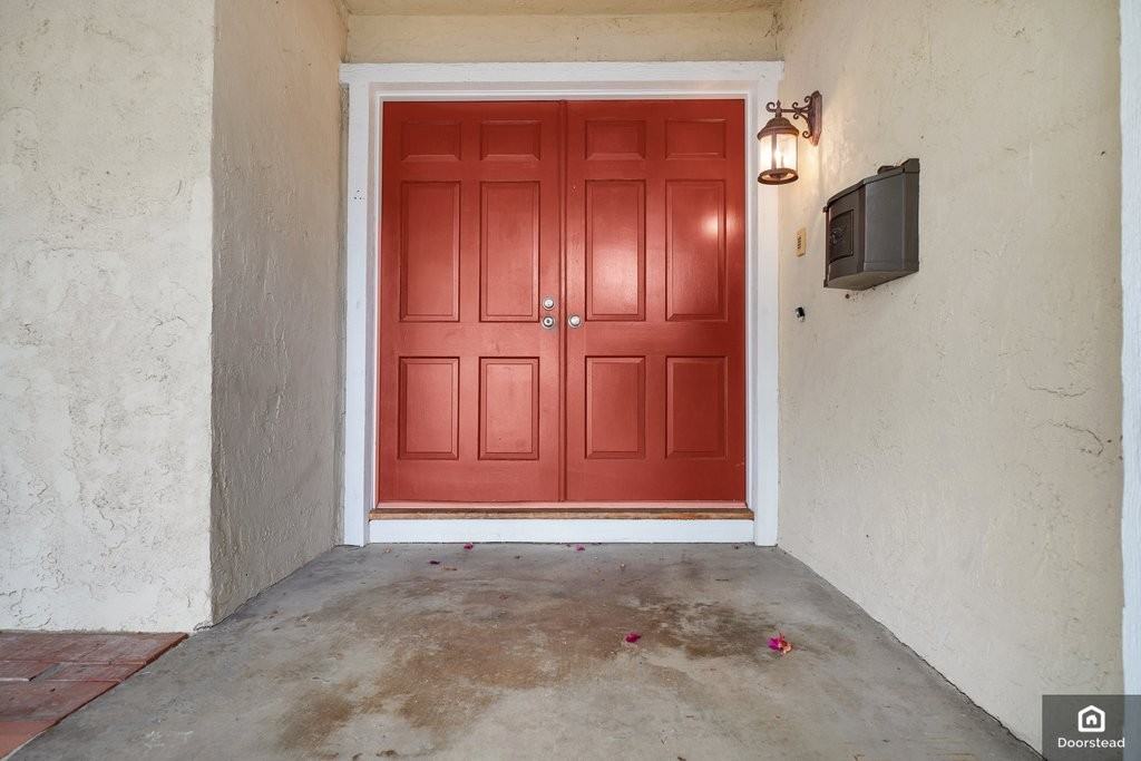 1215 Van Dyck Dr - Photo 3 of 36