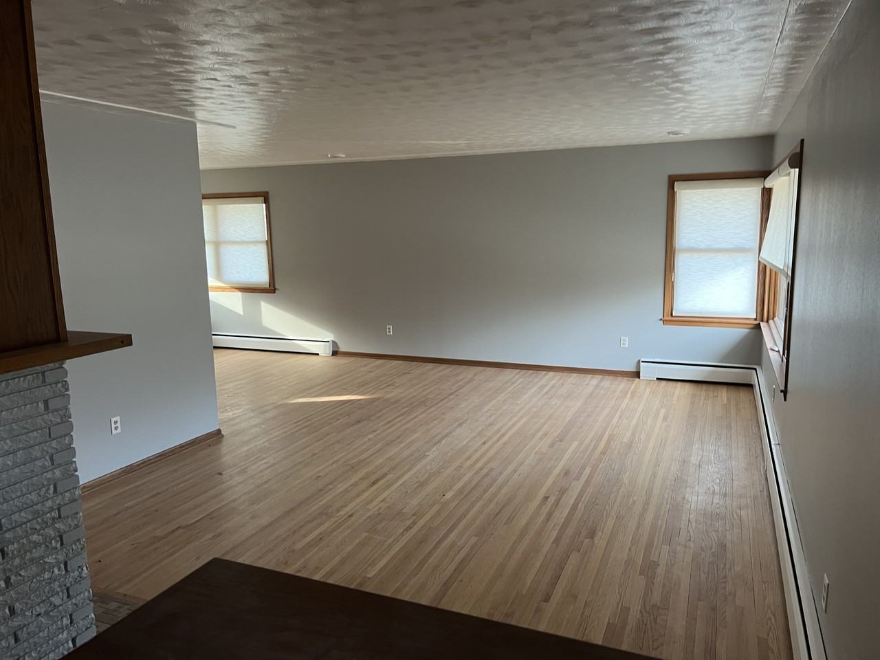 10625 32nd Ave N - Photo 3 of 12