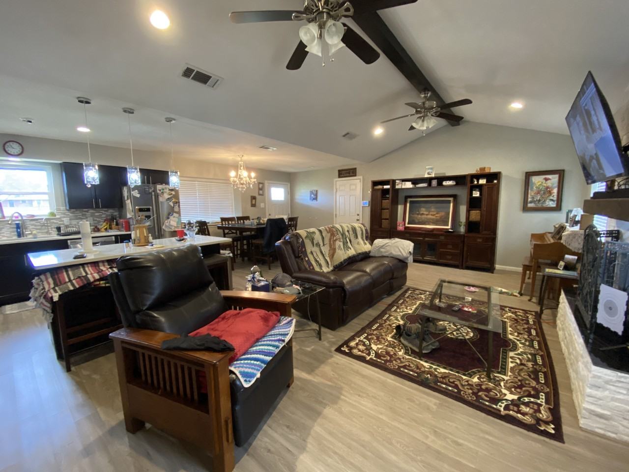 611 Deer Trail Dr - Photo 2 of 11