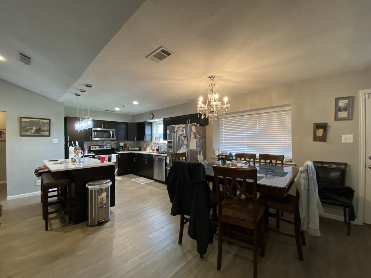 611 Deer Trail Dr - Photo 3 of 11