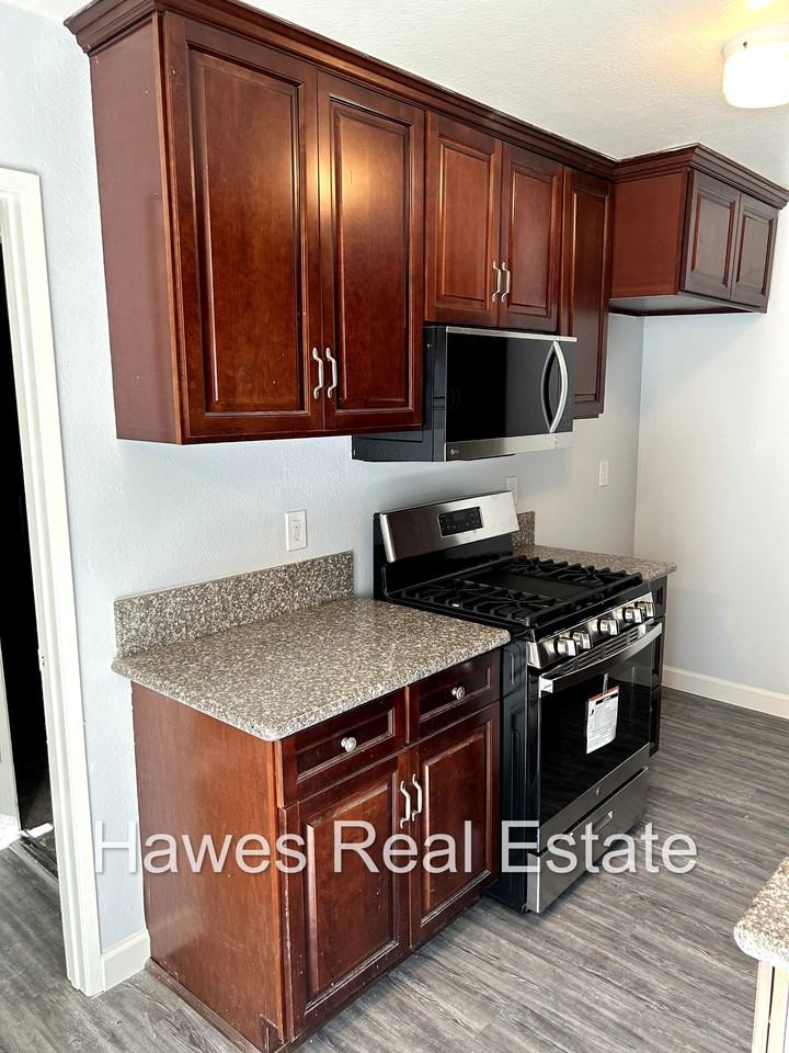 9324 Ramona Ave - Photo 7 of 24