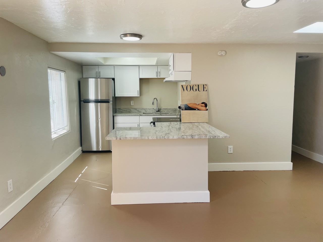 2945 N Cherry Ave - Photo 3 of 19