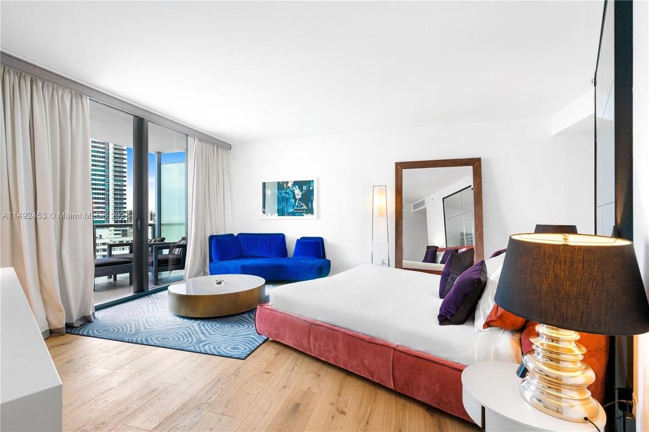 2201 Collins Ave #1226 - Photo 5 of 20