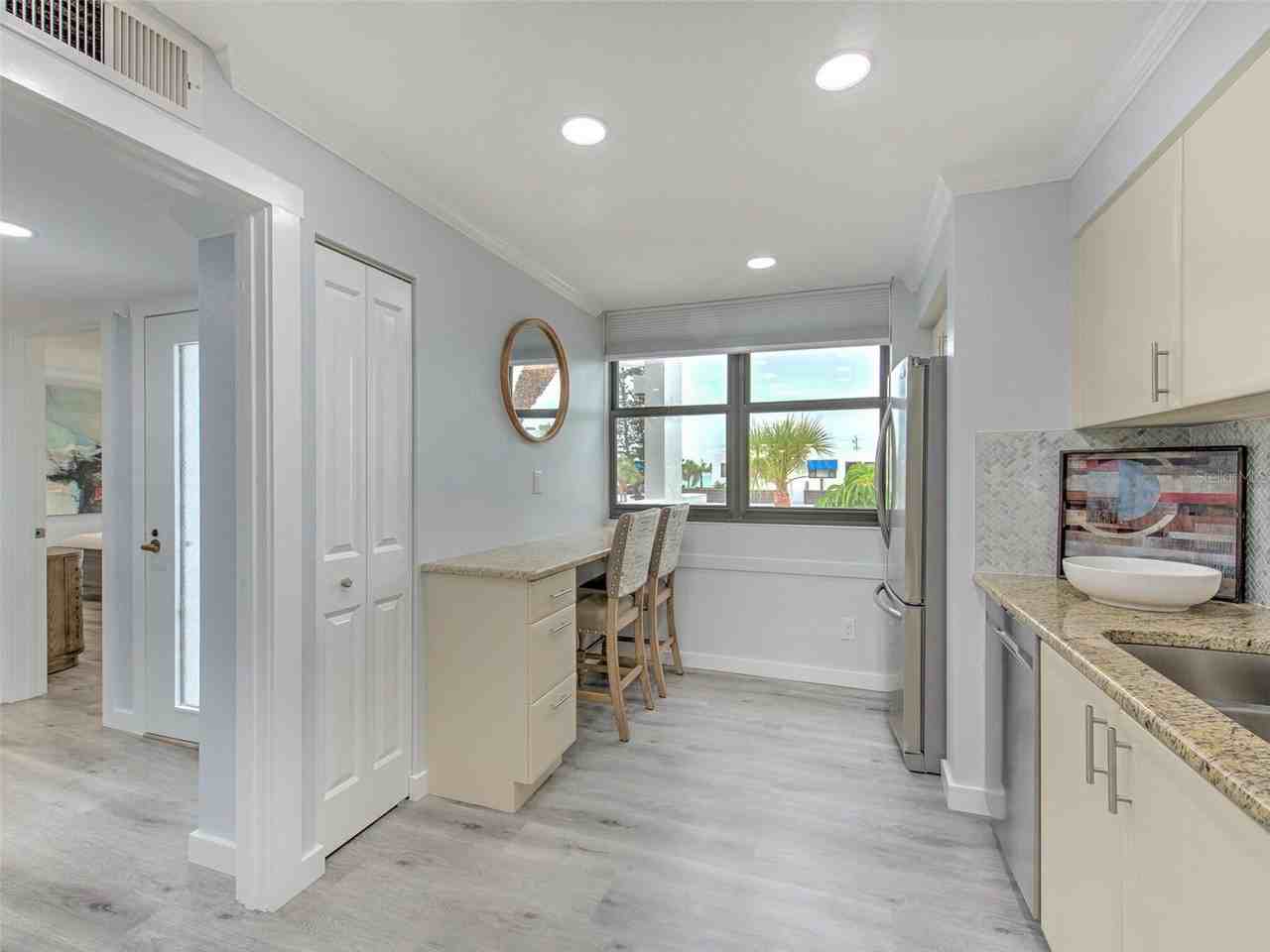 706 Bayport Way #706 - Photo 5 of 50