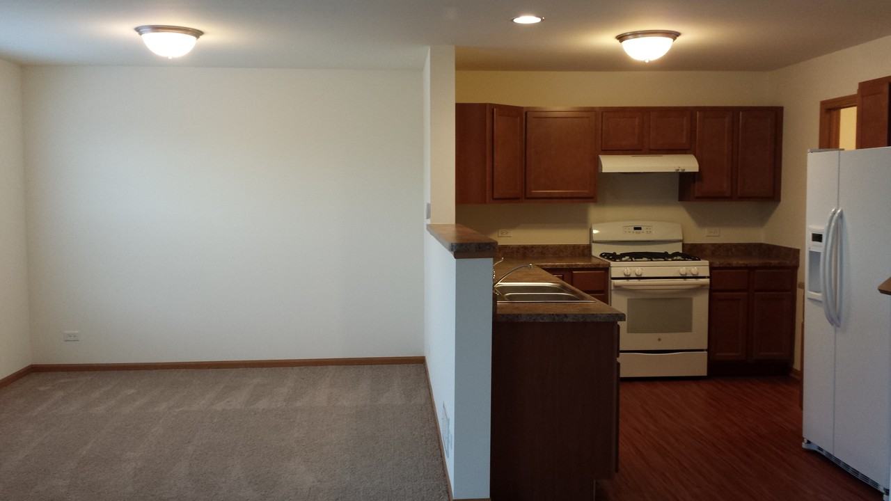 920 Armistead Lane - Photo 3 of 12