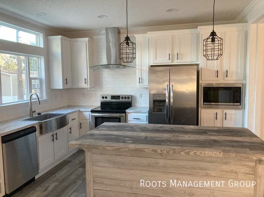 4733 Grenoble Blvd #244 - Photo 2 of 16