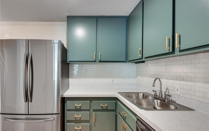 1225 Church St #E - Photo 3 of 26