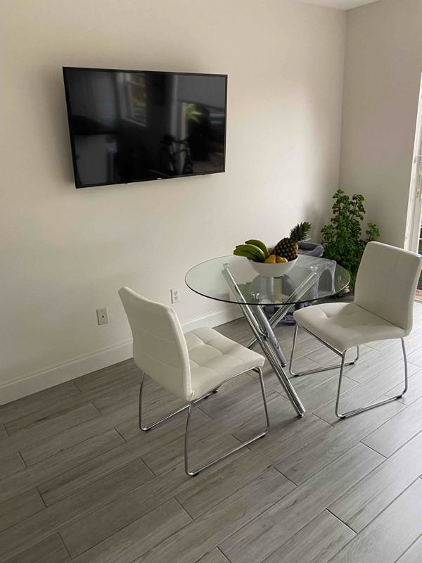 4954 Windward Way - Photo 3 of 9