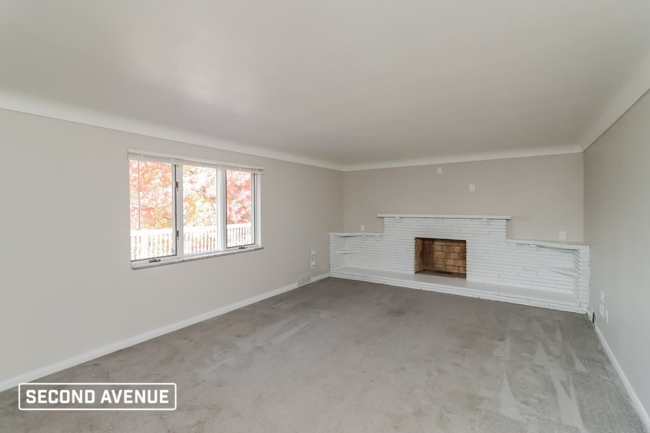 14201 Ridge Rd - Photo 3 of 18