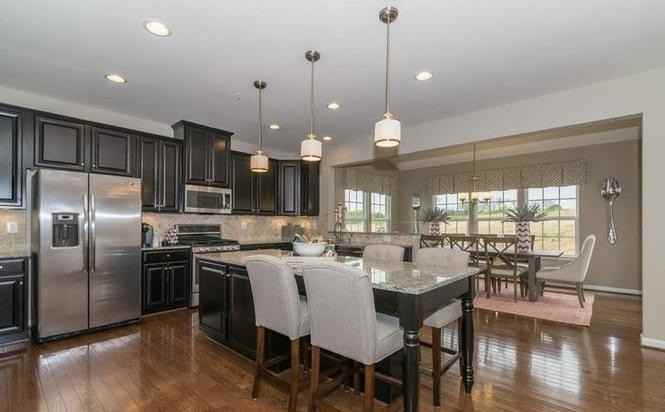 4701 Basilone Ln - Photo 3 of 30