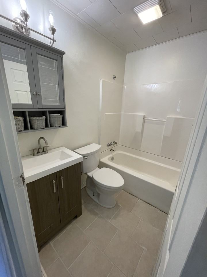 392 S Poplar Dr #NA - Photo 2 of 17
