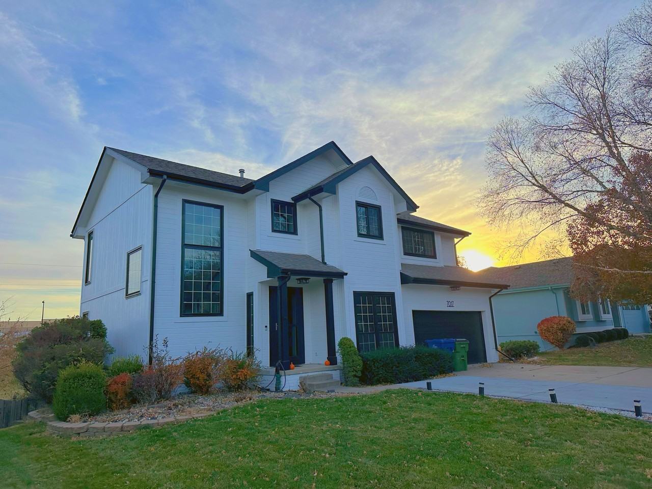 7017 Hillcrest Ln #NA - Photo 2 of 12