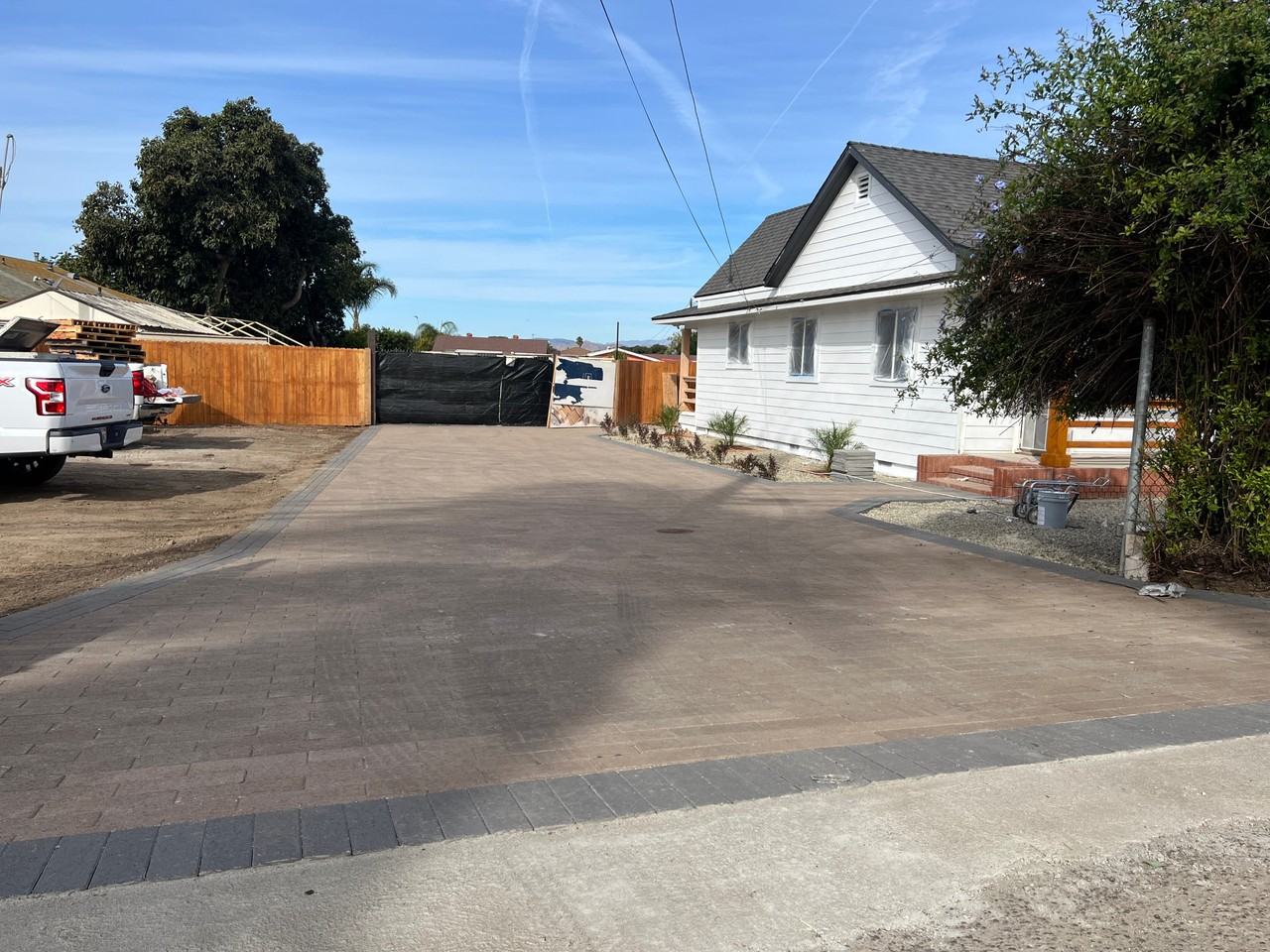 2855 N Rose Ave #NA - Photo 3 of 6