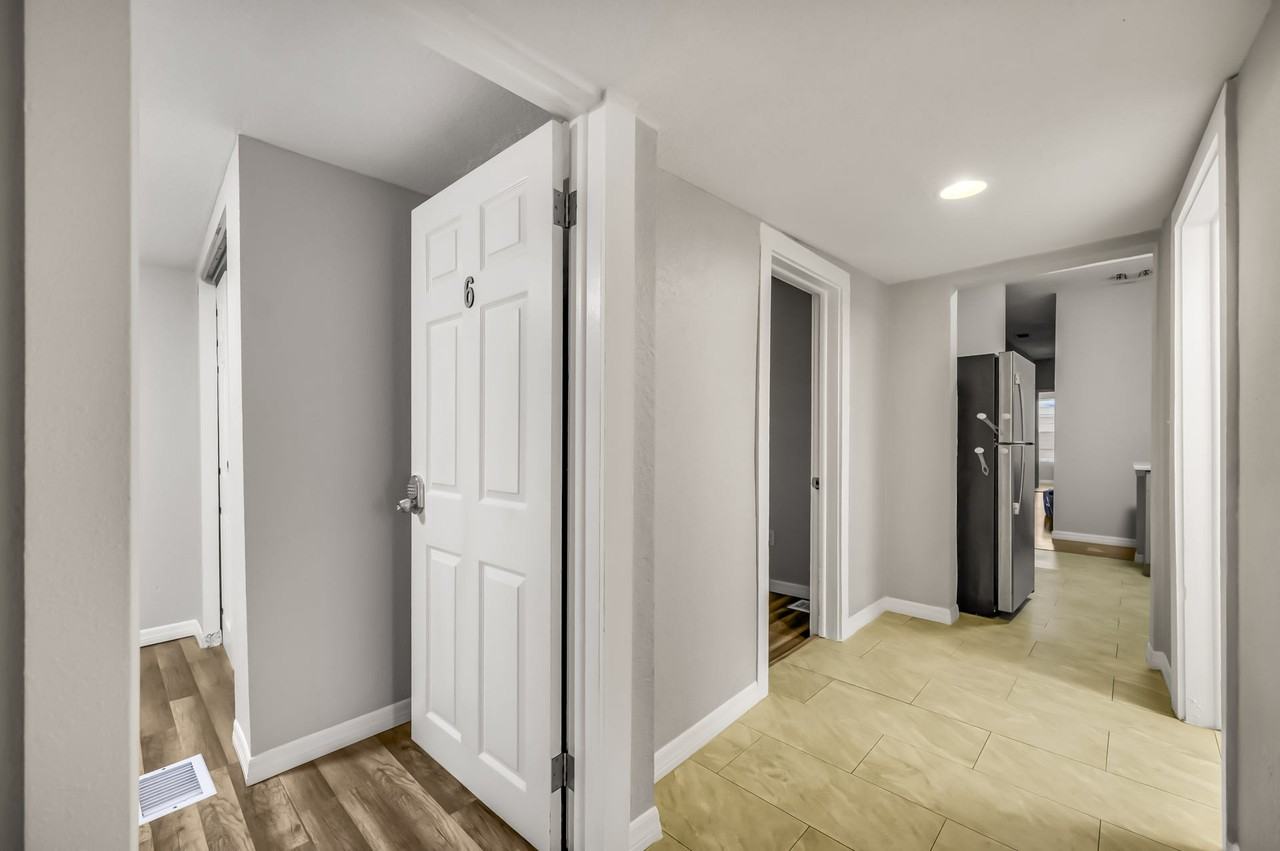 106th St - Photo 4 of 16