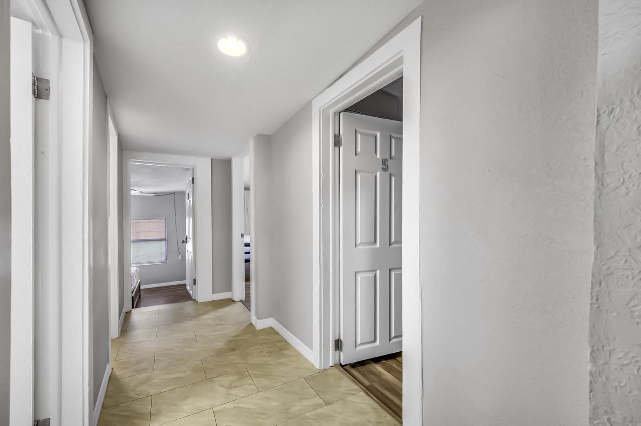 106th St - Photo 5 of 16