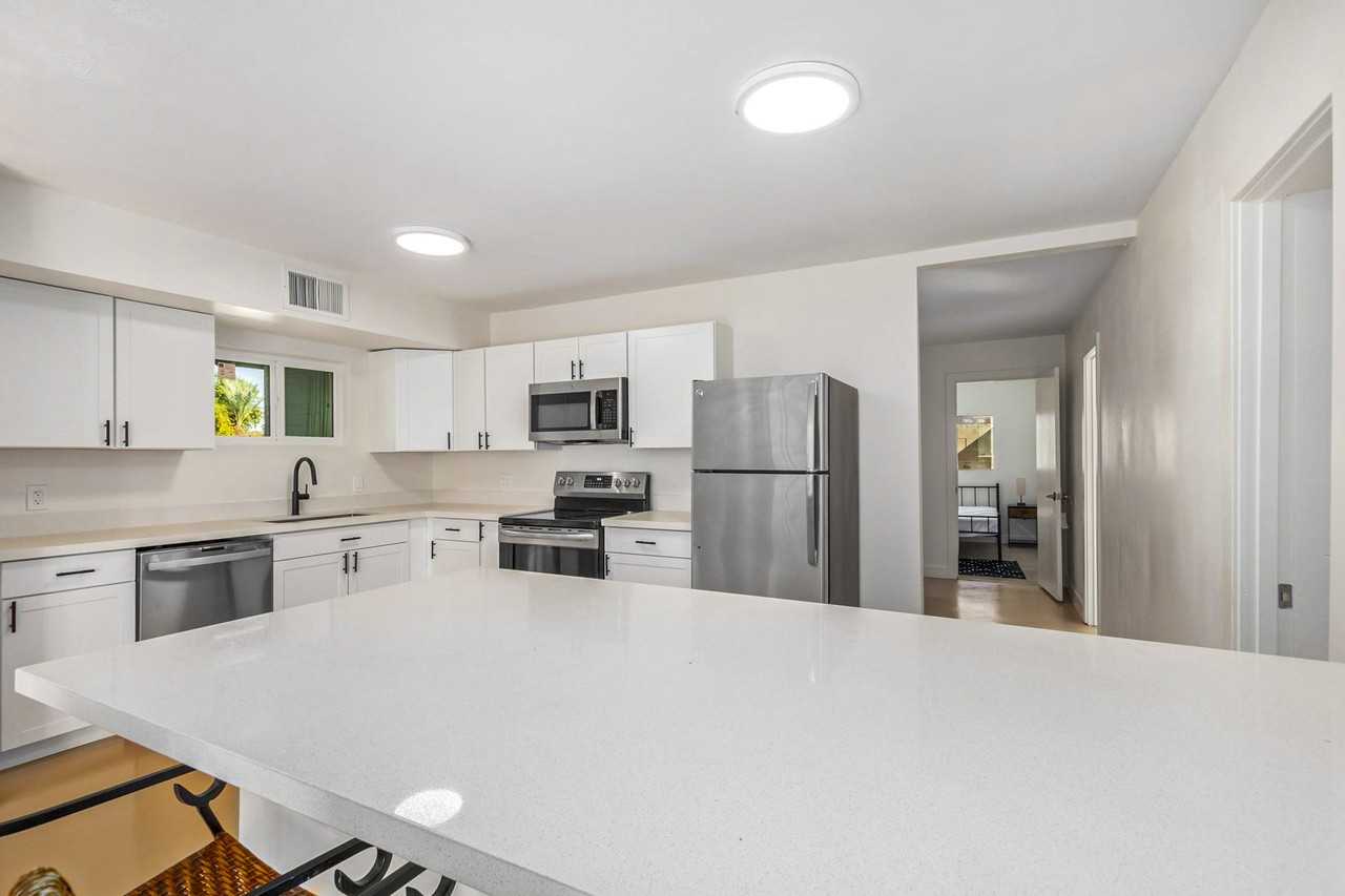 West Indianola Avenue - Photo 5 of 16