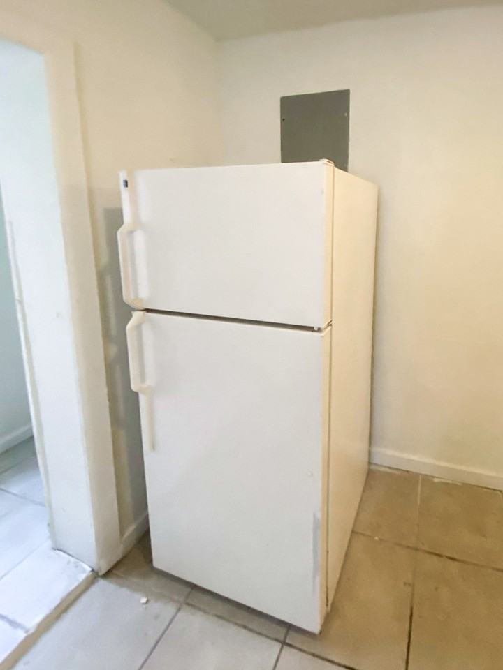 Columbia St - Photo 3 of 17