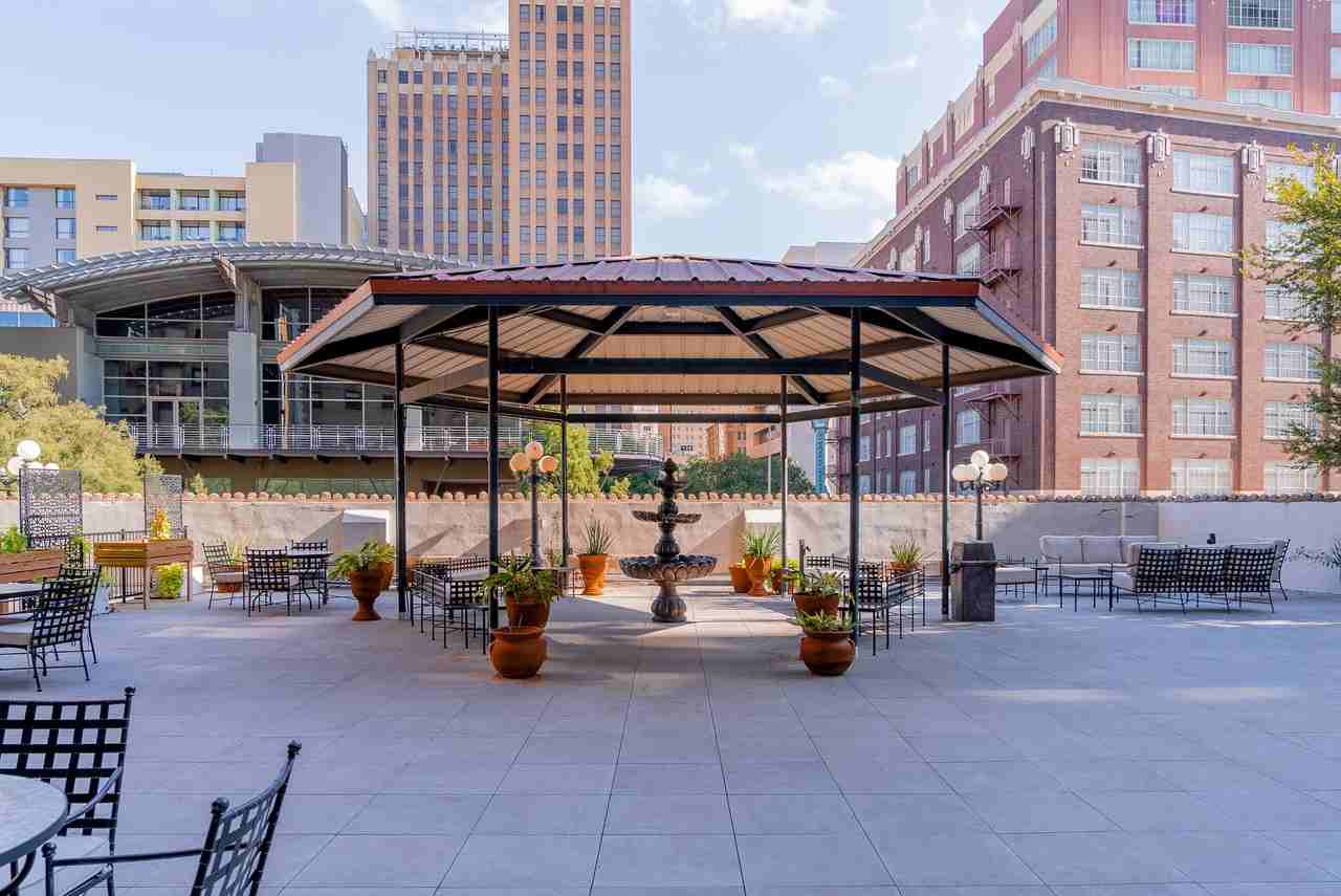 Granada Senior Living - Photo 4 of 4