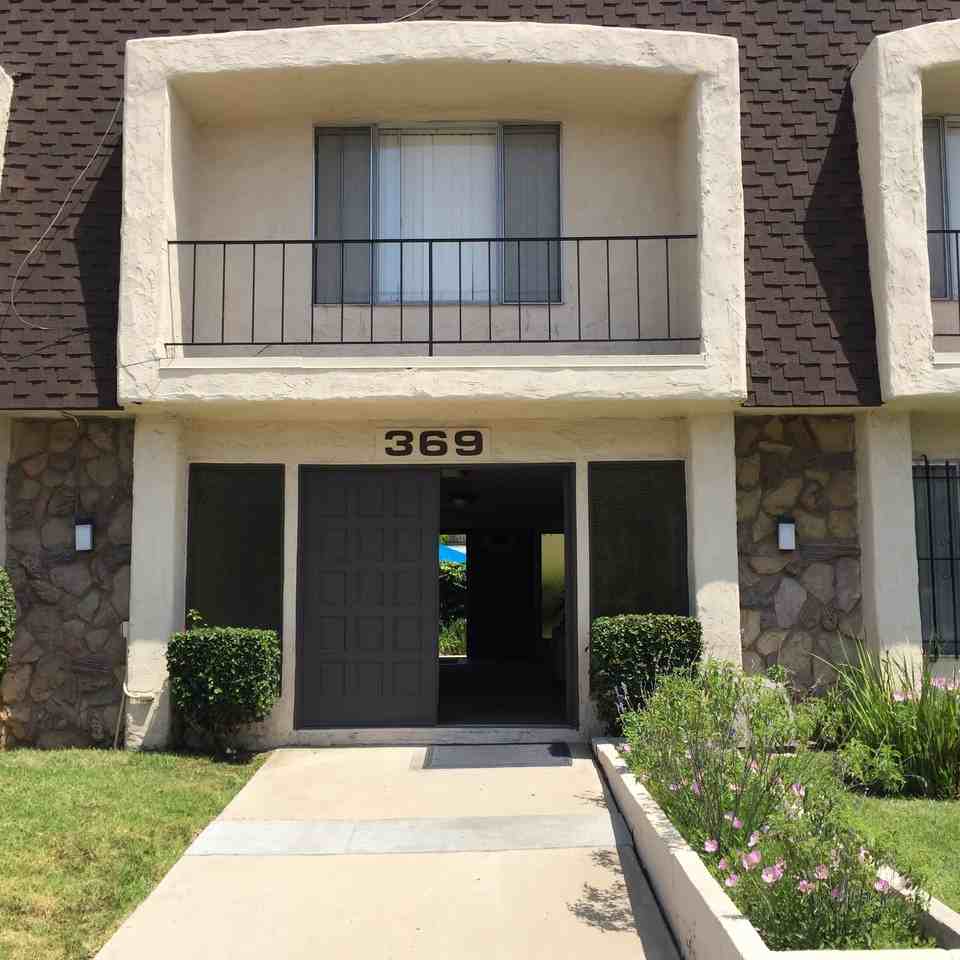 369 K St 3, Chula Vista, CA 91911 2 Bedroom Apartment for Rent