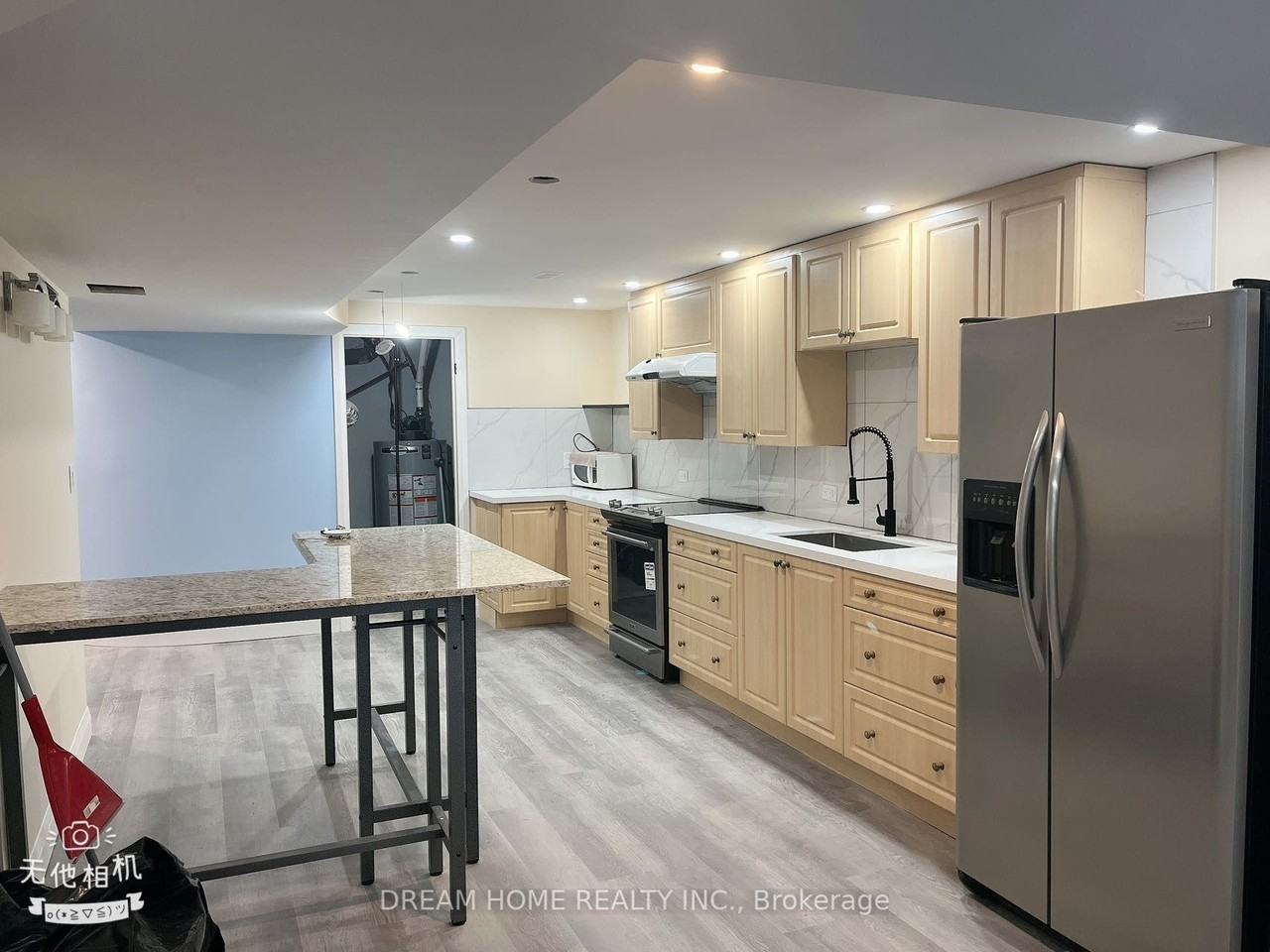 5444 Heritage Hills Boulevard - Photo 3 of 11