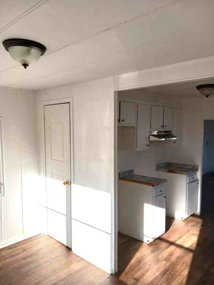 1731 Billings Dr - Photo 3 of 7