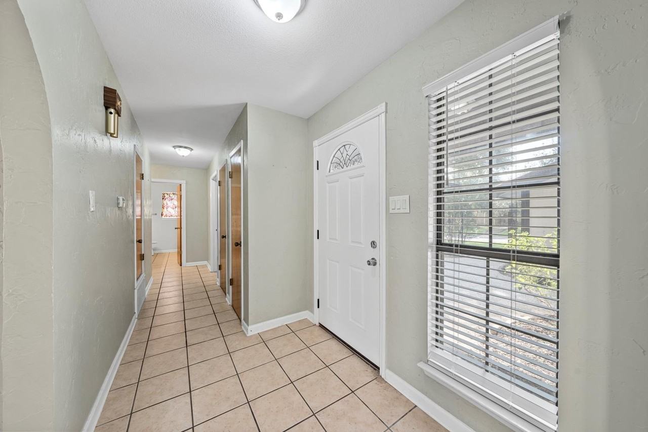 4401 Green Oak Dr #NA - Photo 3 of 27