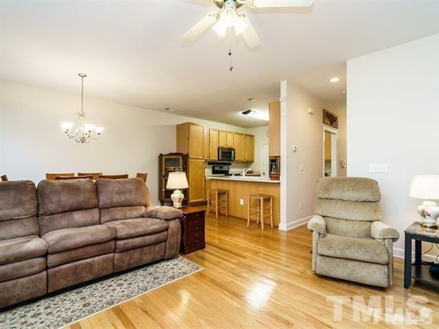 2040 White Pond Ct #1 - Photo 6 of 17