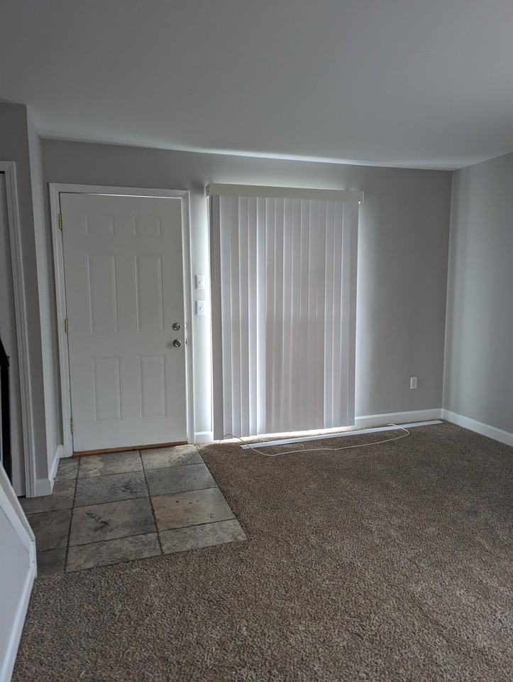 38450 Meadowdale St #38450 - Photo 2 of 12