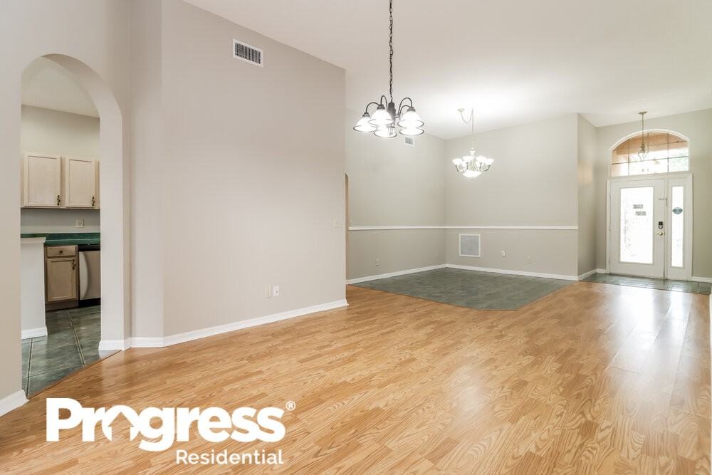 1839 Wood Trail St - Photo 3 of 16