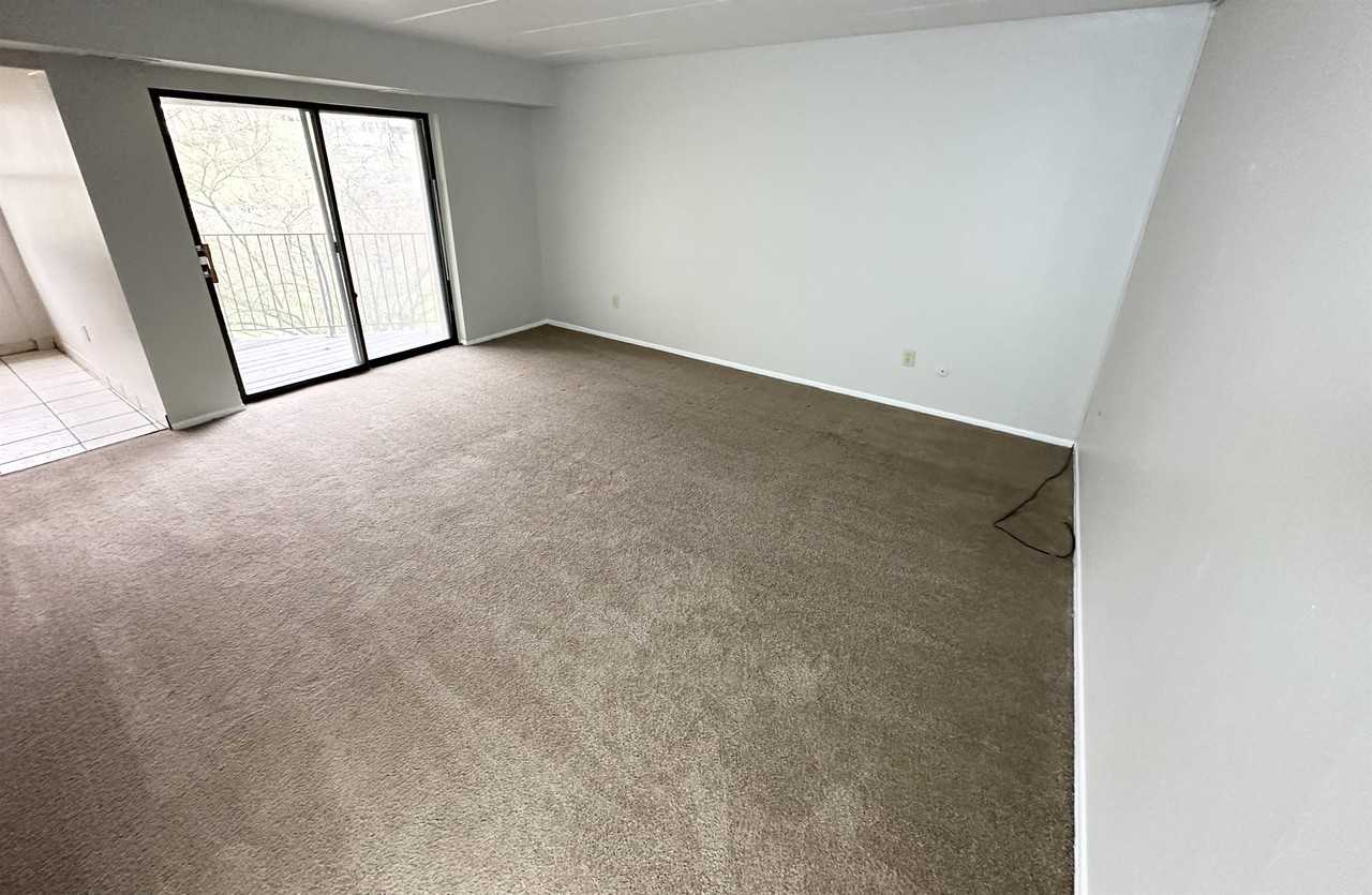 295 MOON CLINTON ROADAPT 12 #12 - Photo 3 of 12