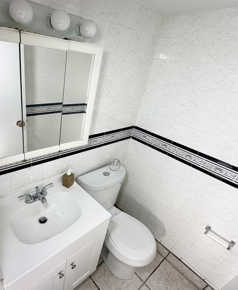 295 MOON CLINTON ROADAPT 12 #12 - Photo 7 of 12