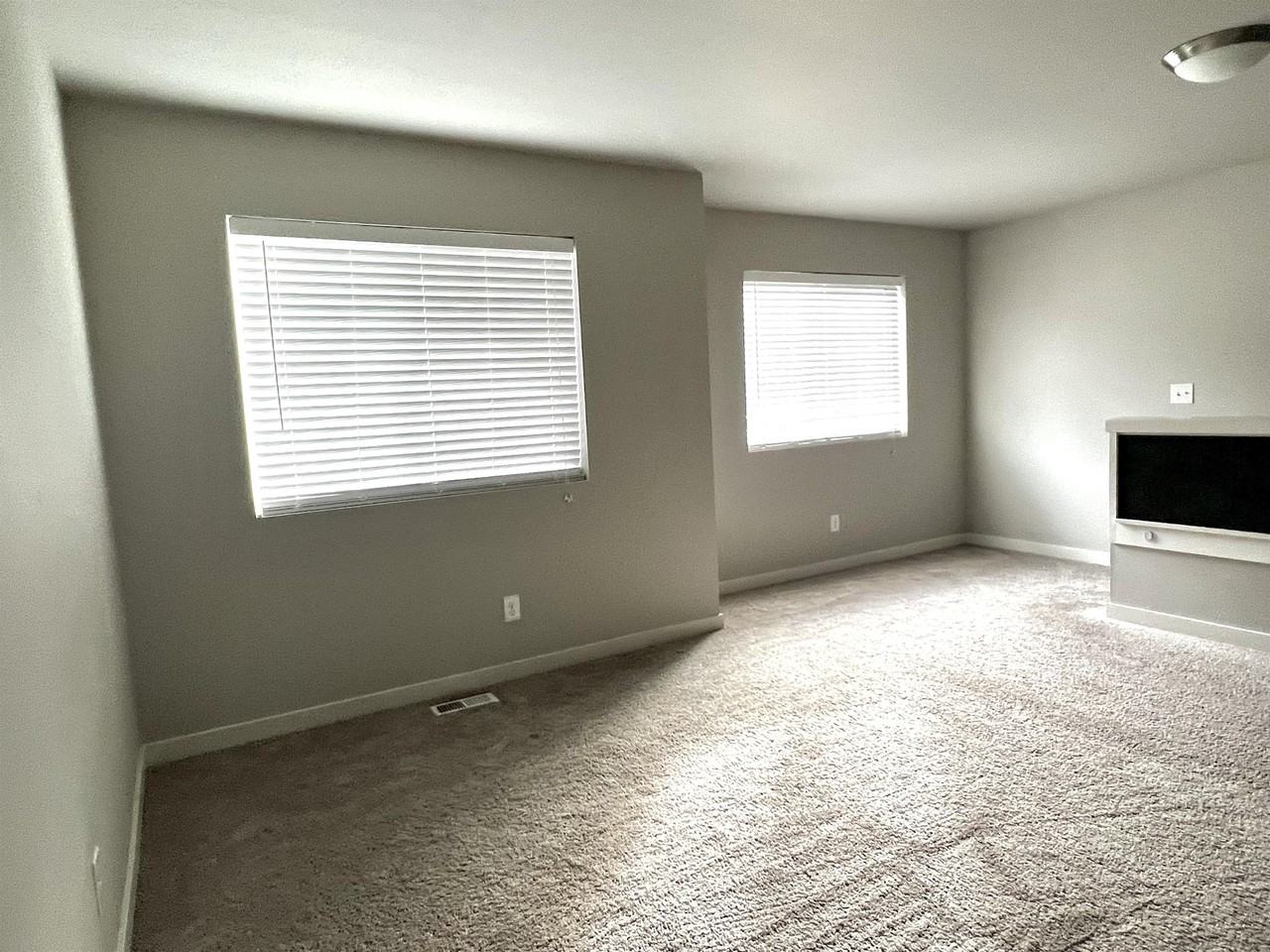12117 172nd Street Ct E #1 - Photo 6 of 20