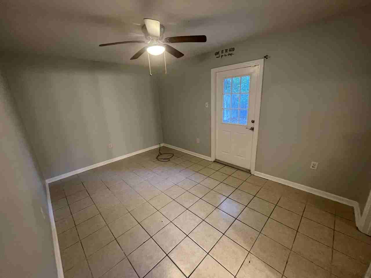 7047 Meadow Park Ave #1 - Photo 6 of 10