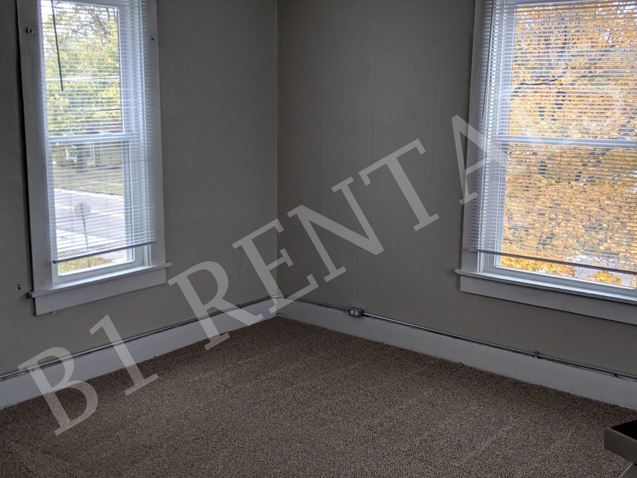 51 W Poplar St #0-5 - Photo 5 of 8