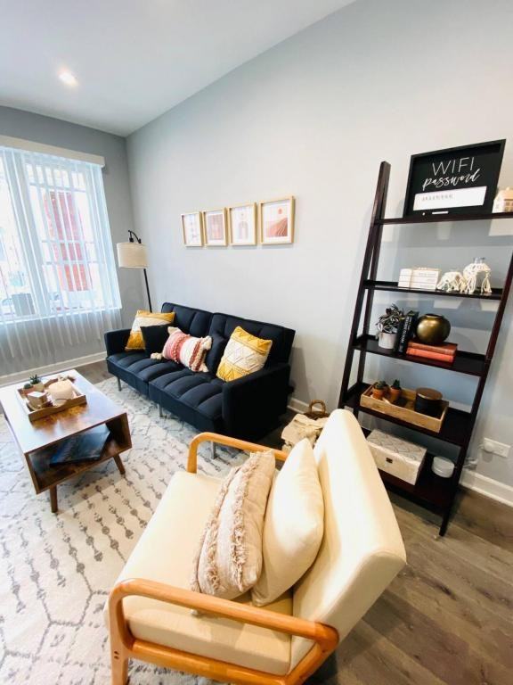 1040 N Central Park Ave