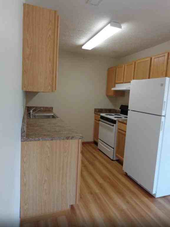 1757 7th Ave Apt 404 - Photo 2 of 6