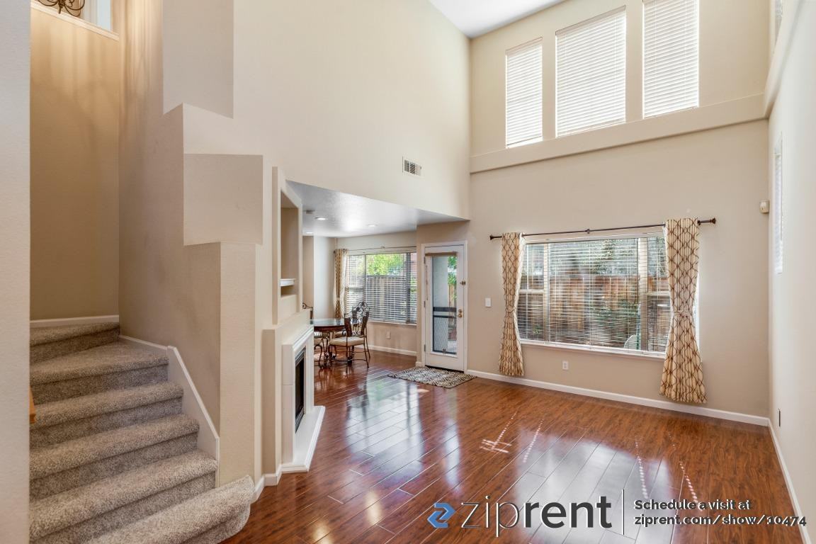 308 Woodward Dr - Photo 3 of 20