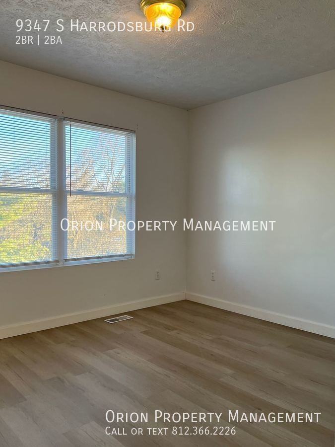 HARRODSBURG & - Photo 3 of 9