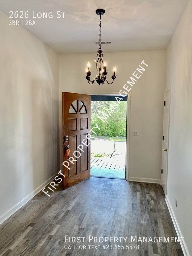 2626 Long St - Photo 3 of 25