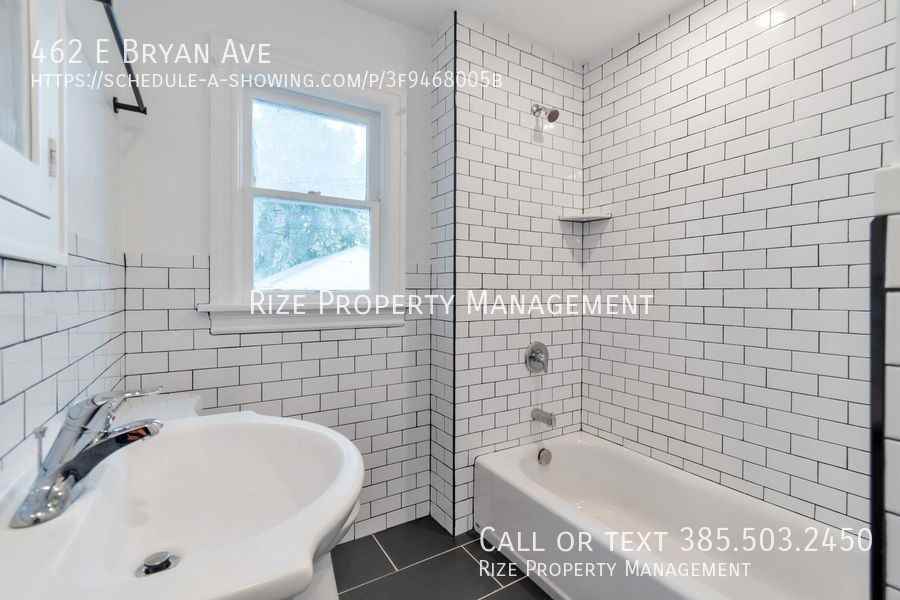 462 E Bryan Ave - Photo 7 of 19
